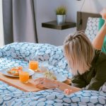 How to Sleep Better – 5 Tips for Creating a Better Sleep Environment